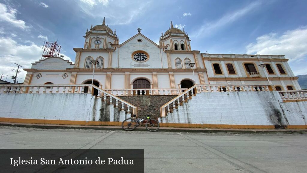 Iglesia San Antonio de Padua - Herrán (Norte de Santander)