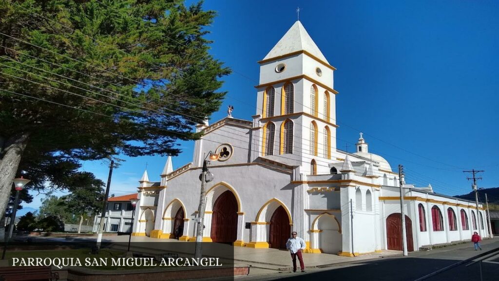 Parroquia San Miguel Arcangel - Puracé (Cauca)