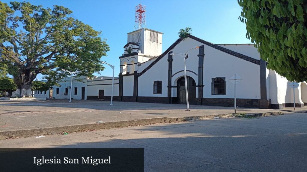Iglesia San Miguel - Tamalameque (Cesar)