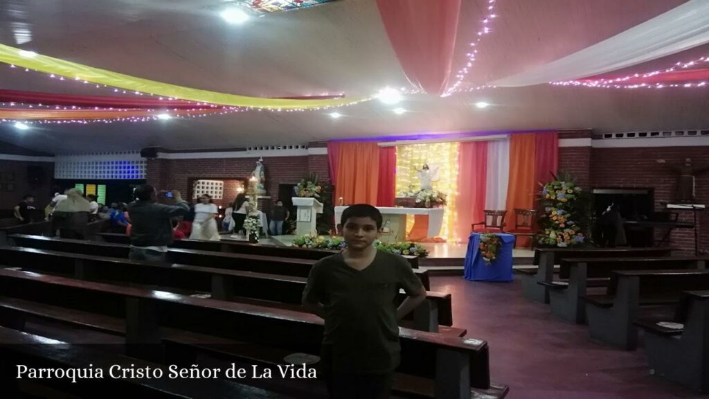 Parroquia Cristo Señor de la Vida - Cali (Valle del Cauca)