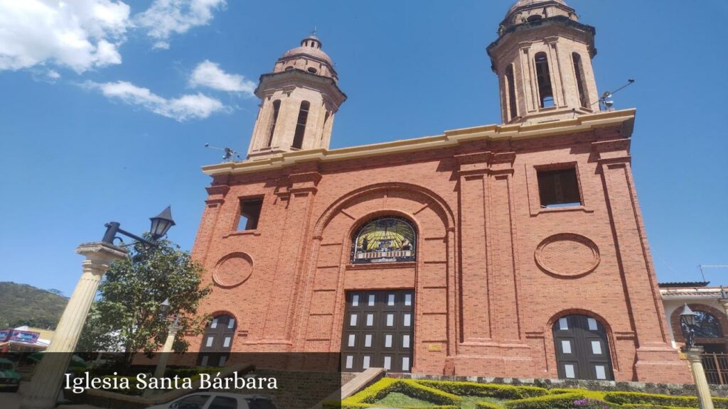 Iglesia Santa Bárbara - Puente Nacional (Santander)