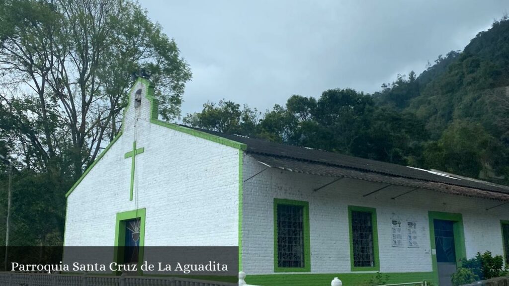 Parroquia Santa Cruz de la Aguadita - La Aguadita (Cundinamarca)